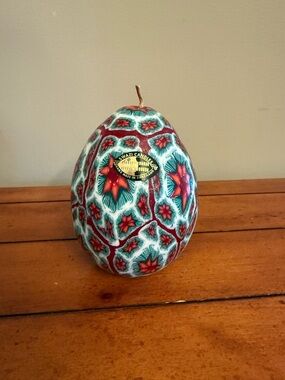 Decorative Egg Candle handcrafted by Swazi Candles